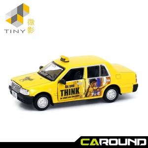 타이니 1:64 토요타 크라운 컴포트 택시 - 브루스리 랩핑 (싱가포르 특별판)