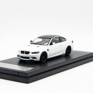 Fine model 1:64 BMW M3 (E93) - 화이트